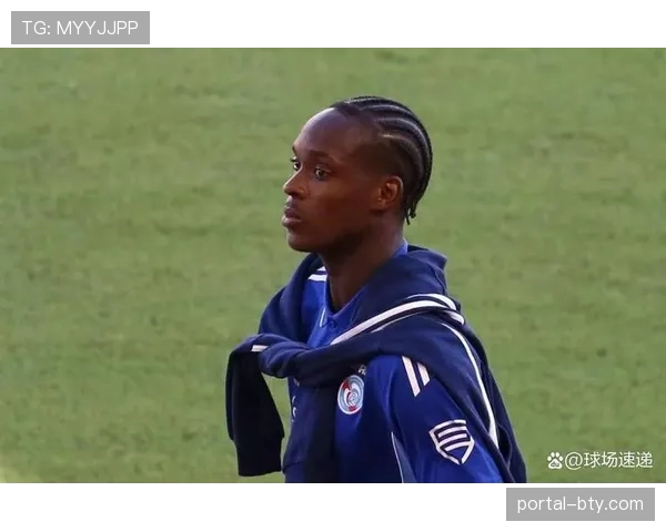 斯特拉斯堡前锋帕尼切利独中两元逼平巴黎